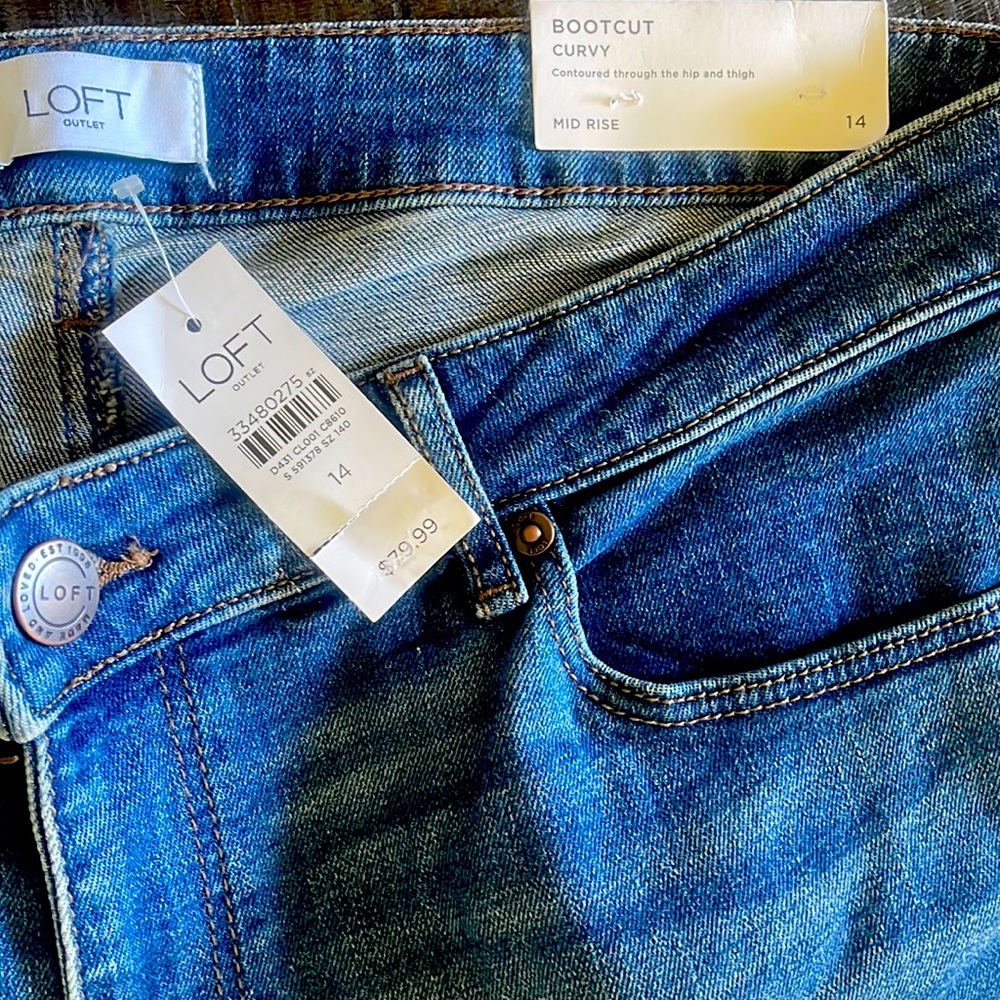 NWT LOFT MID RIISE CURVEY BOOTCUT STRETCH JEANS SZ 14